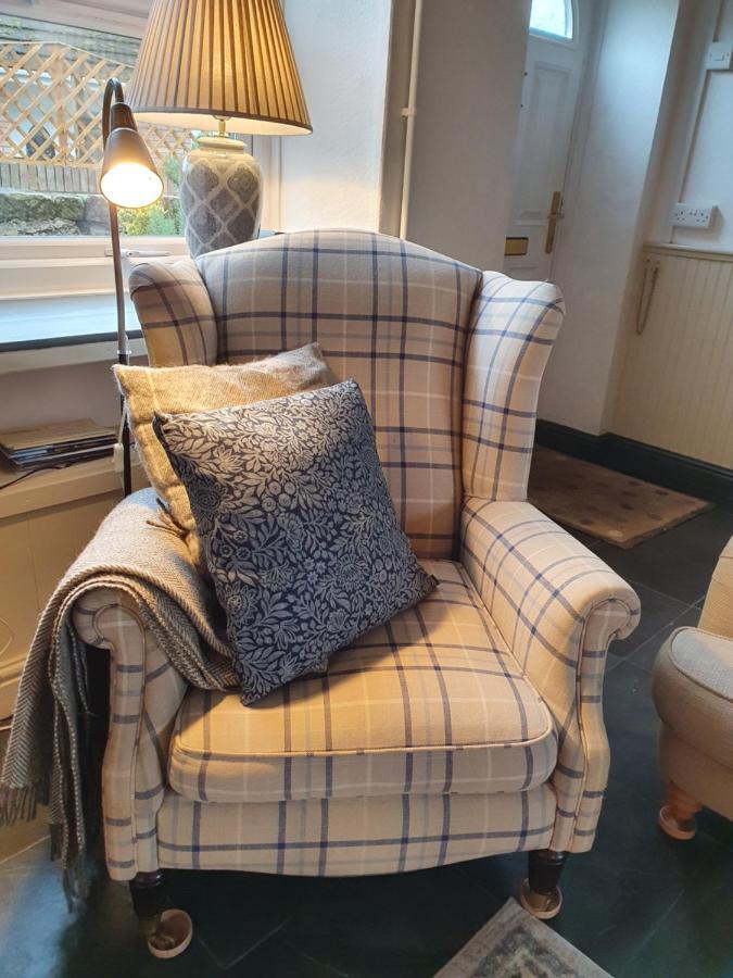 Cosy Cottage In Heart Of Llangollen Esterno foto
