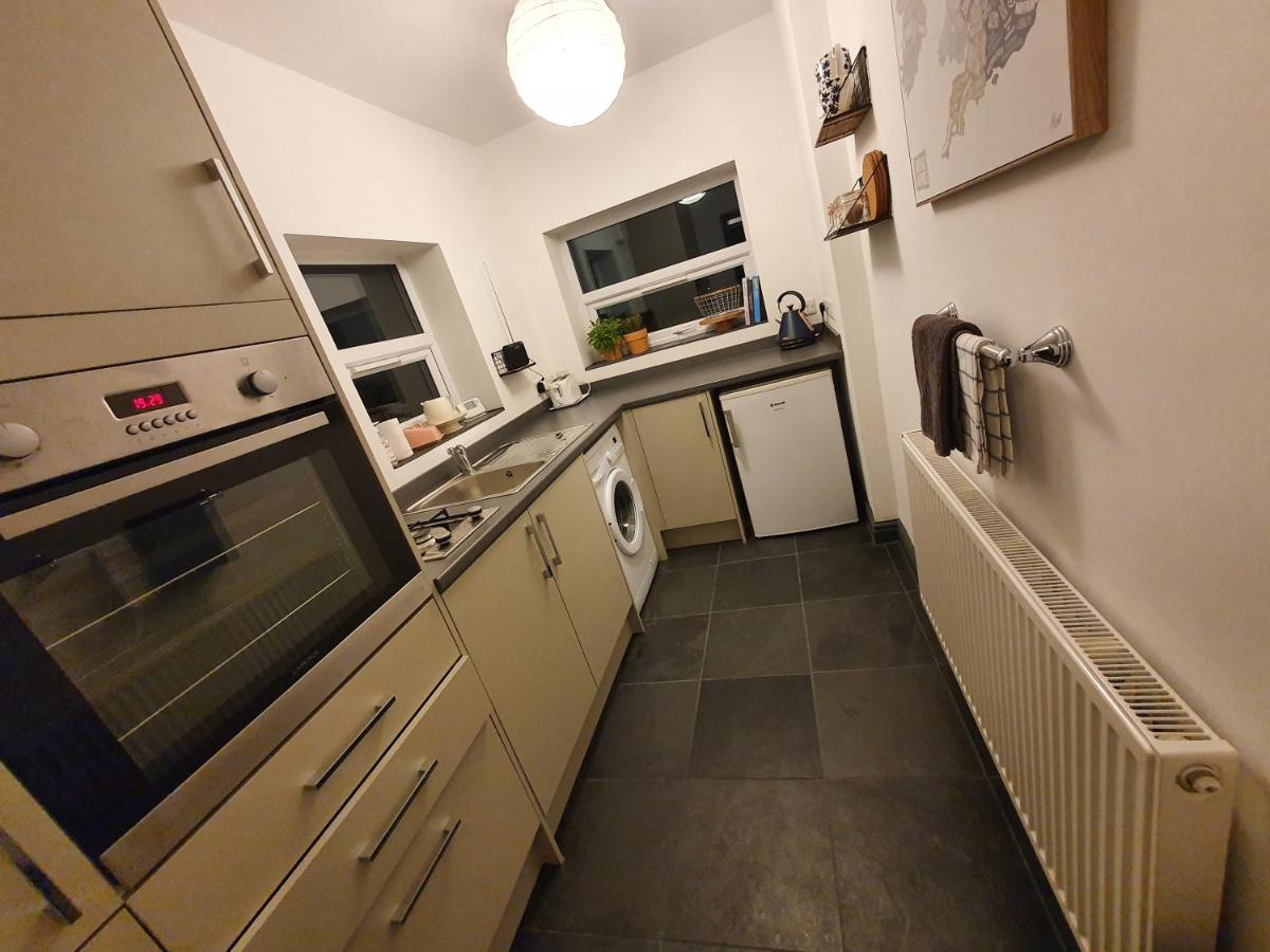 Cosy Cottage In Heart Of Llangollen Esterno foto